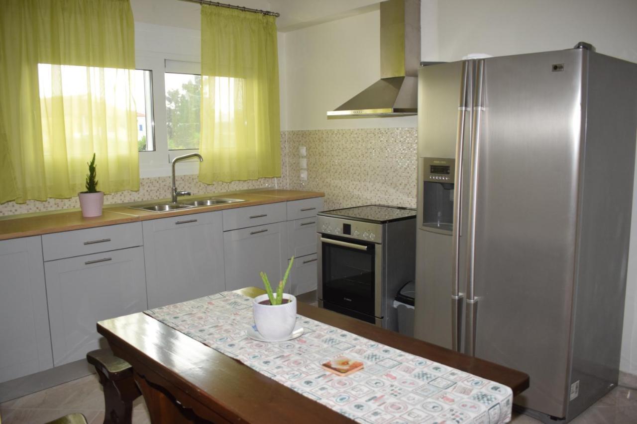 Mary'S Apartments Close To The Sea Агиос-Георгиос Экстерьер фото