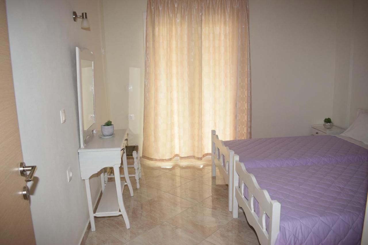 Mary'S Apartments Close To The Sea Агиос-Георгиос Экстерьер фото