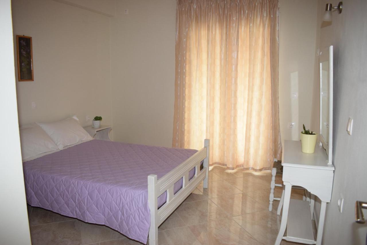 Mary'S Apartments Close To The Sea Агиос-Георгиос Экстерьер фото