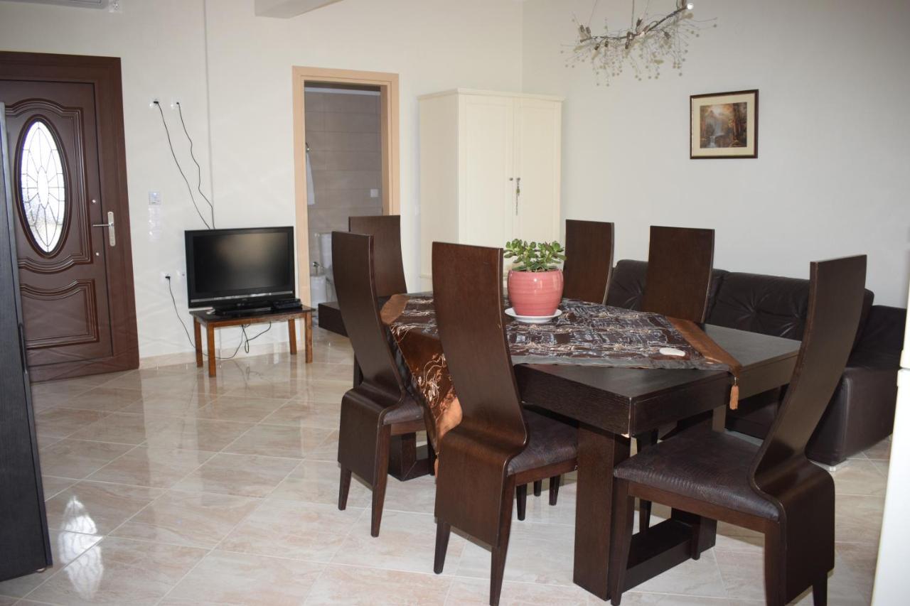 Mary'S Apartments Close To The Sea Агиос-Георгиос Экстерьер фото